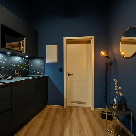 Llr Design - Satin Mood Im Zentrum Von * Κόμπλεντς