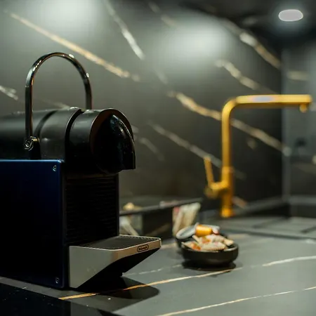 Διαμέρισμα Llr Design - Satin Mood Im Zentrum Von Κόμπλεντς